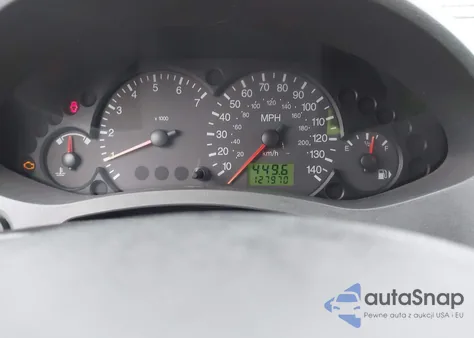 2005 Ford Focus Zx4 из США, поврежденный, VIN 1FAHP34N15W164518